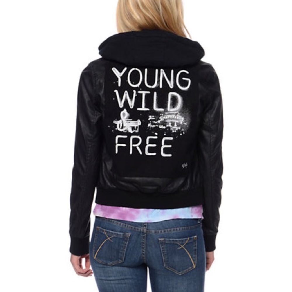 🌙Young wild and free leather hooded jacket🌙